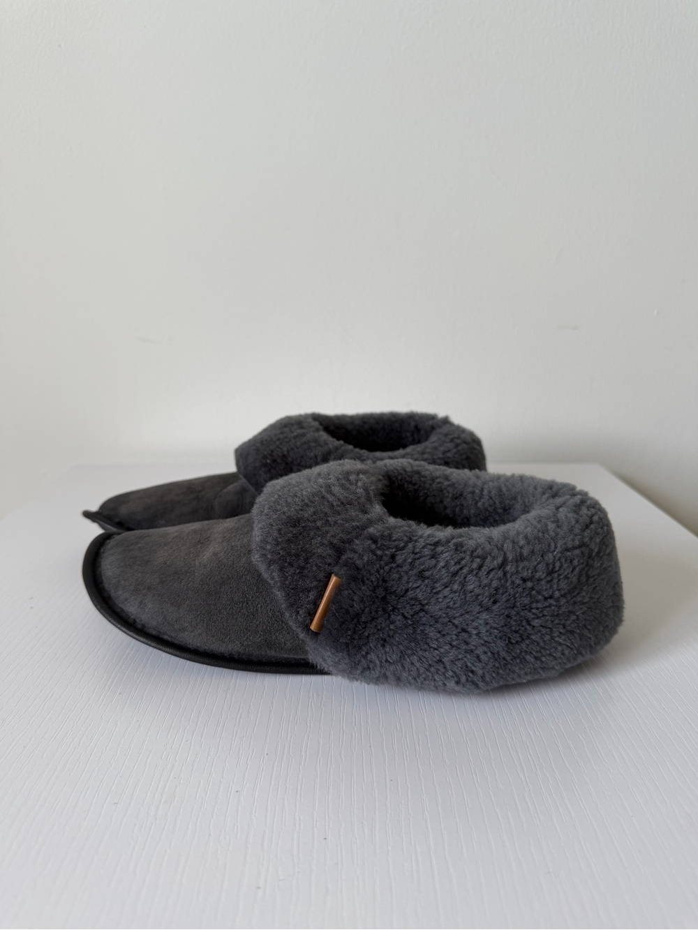 🇨🇦Martino Women's Shearling Sheepskin Bootie Slipper S